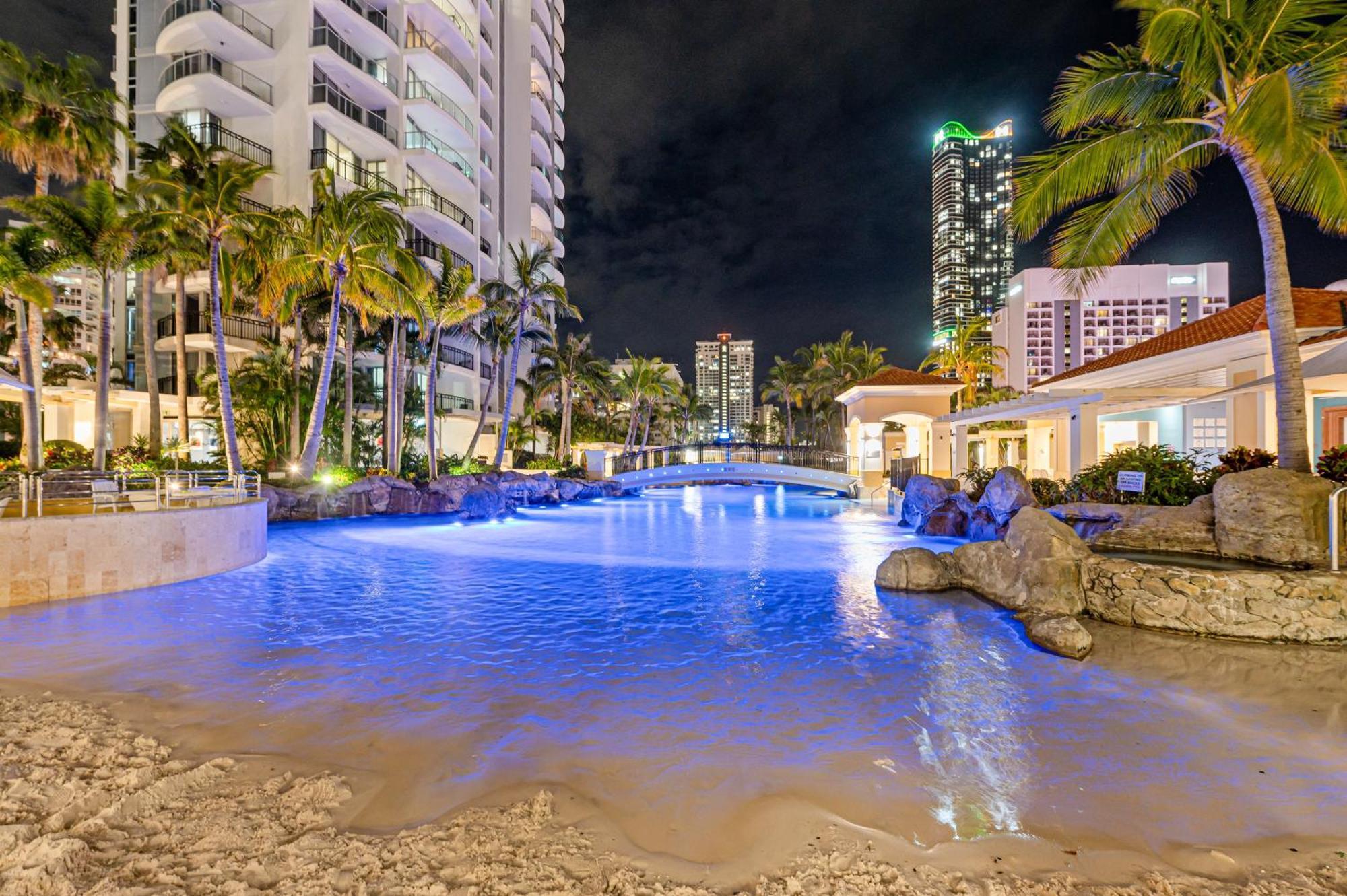 Surfers Paradise Getaway Amazing Amenities Gold Coast