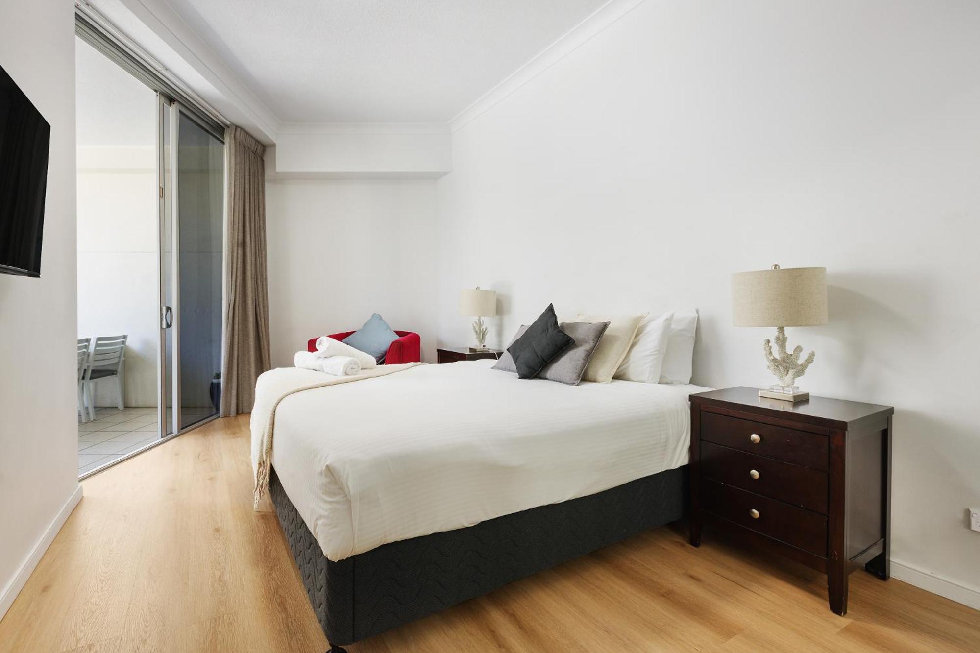 Apartment Surfers Paradise Getaway Amazing Amenities Gold Coast