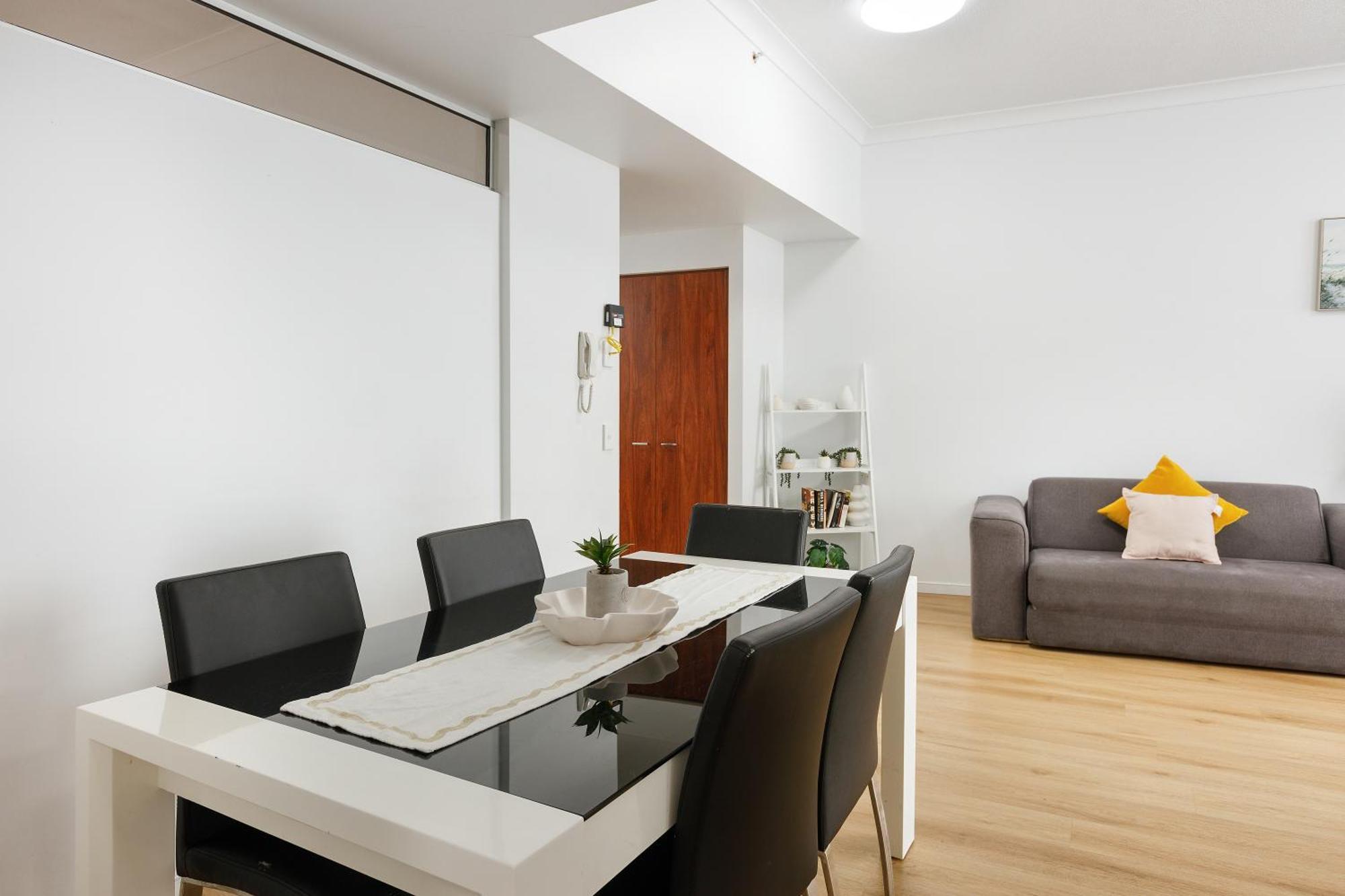 Surfers Paradise Getaway Amazing Amenities Gold Coast