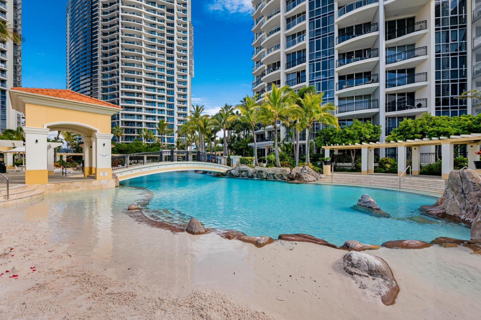 Apartment Surfers Paradise Getaway Amazing Amenities